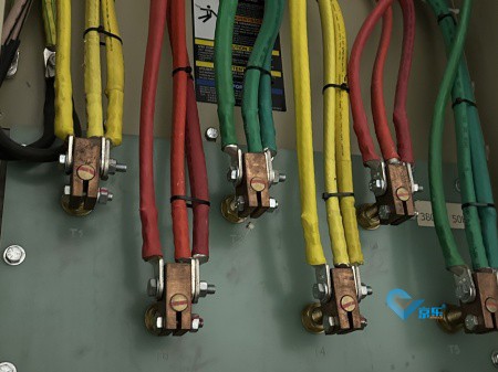 工業(yè)車間中央空調突發(fā)故障 緊急維修離心機水冷機組必備應急方案